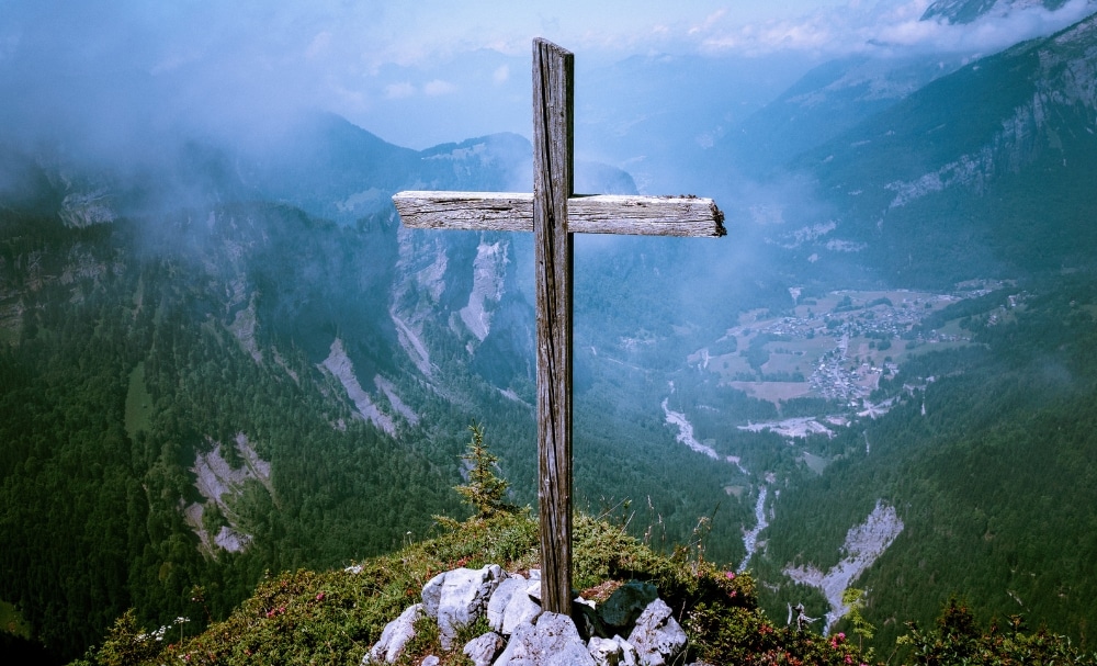 Calls To Worship on the Cross